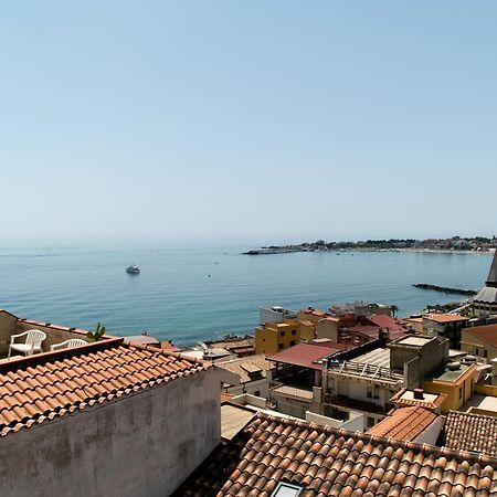 Nick & Santo'S Holiday Homes B&B Джардини-Наксос Экстерьер фото