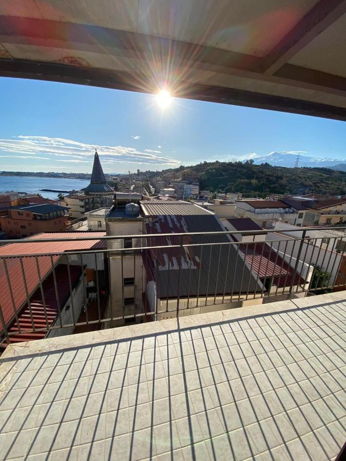 Nick & Santo'S Holiday Homes B&B Джардини-Наксос Экстерьер фото