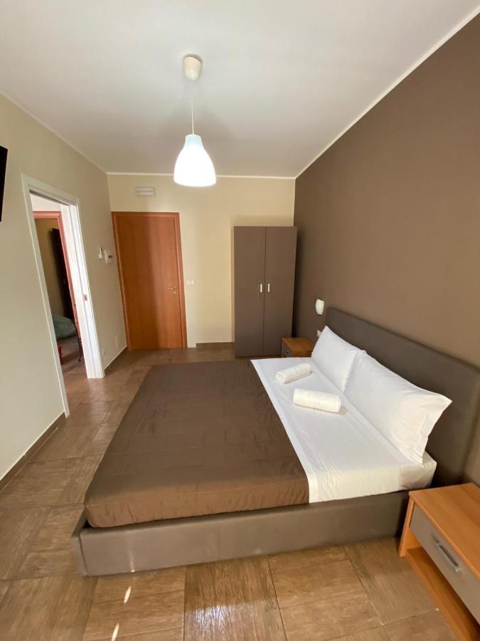 Nick & Santo'S Holiday Homes B&B Джардини-Наксос Экстерьер фото