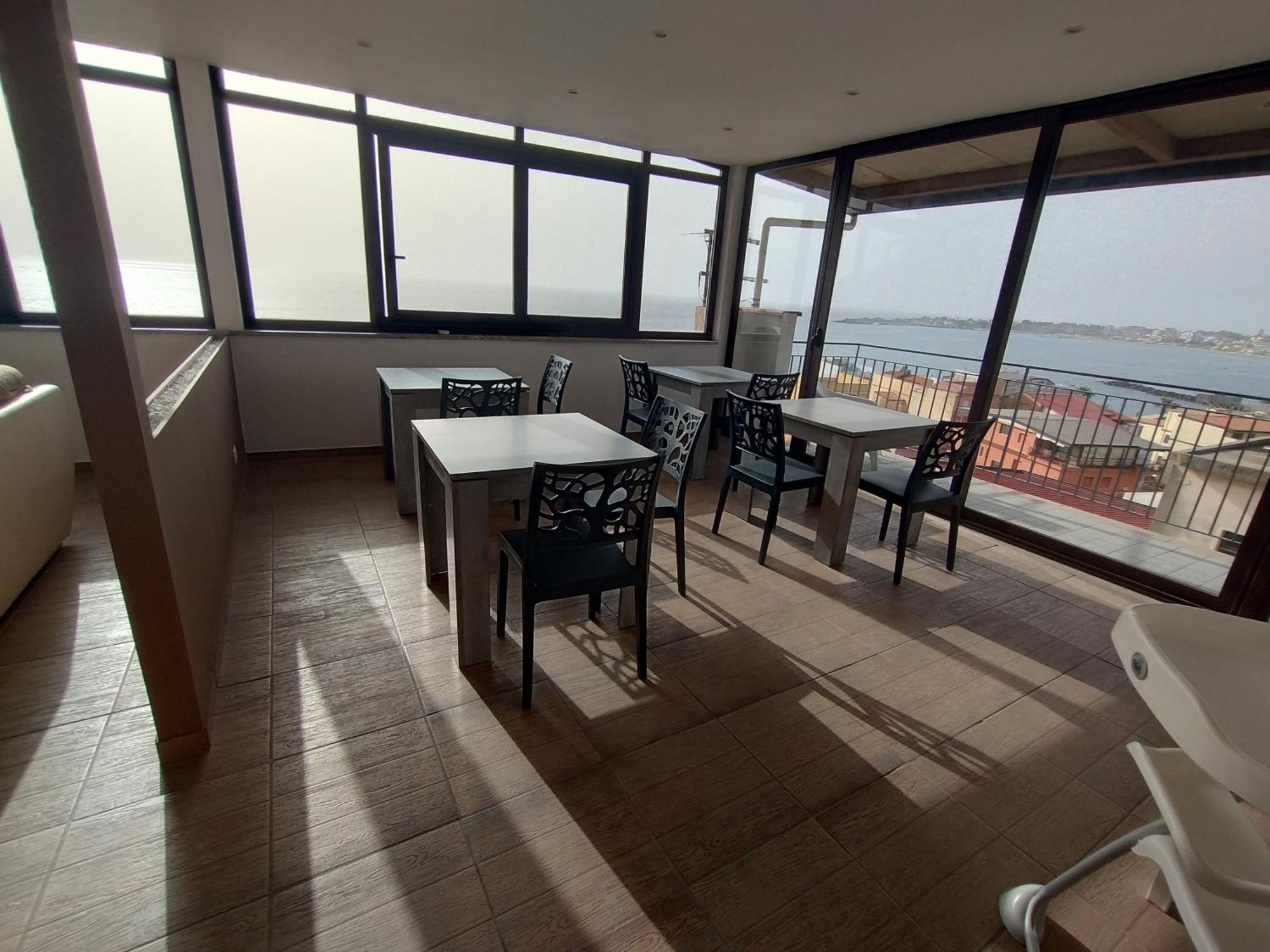 Nick & Santo'S Holiday Homes B&B Джардини-Наксос Экстерьер фото